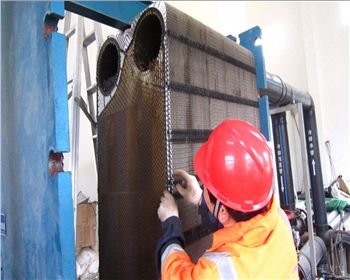 成都中央空調(diào)清洗--板式換熱器清洗